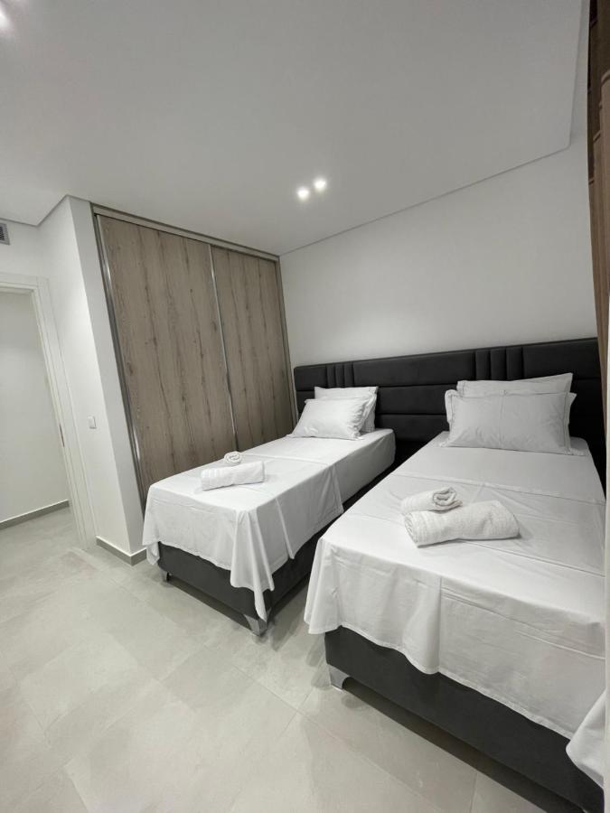 Saranda Lux Apartments エクステリア 写真