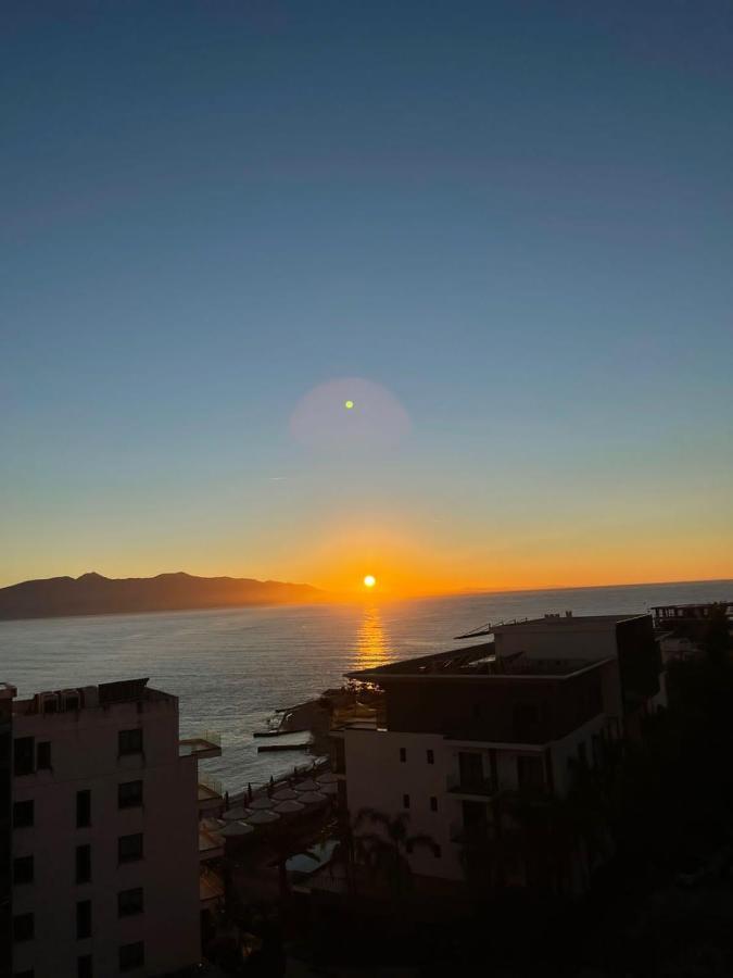 Saranda Lux Apartments エクステリア 写真