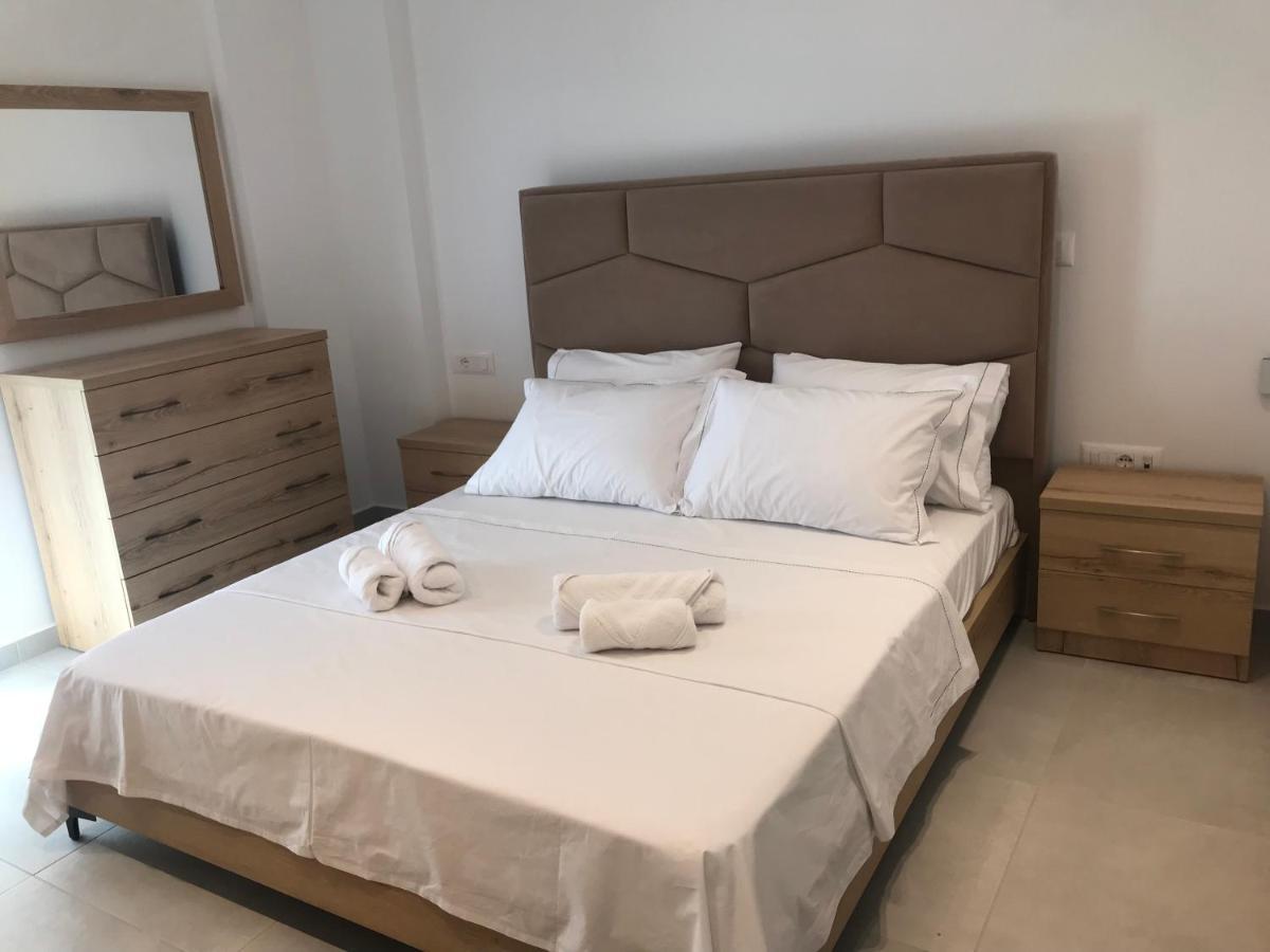 Saranda Lux Apartments エクステリア 写真