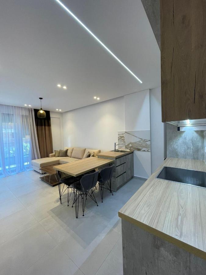 Saranda Lux Apartments エクステリア 写真