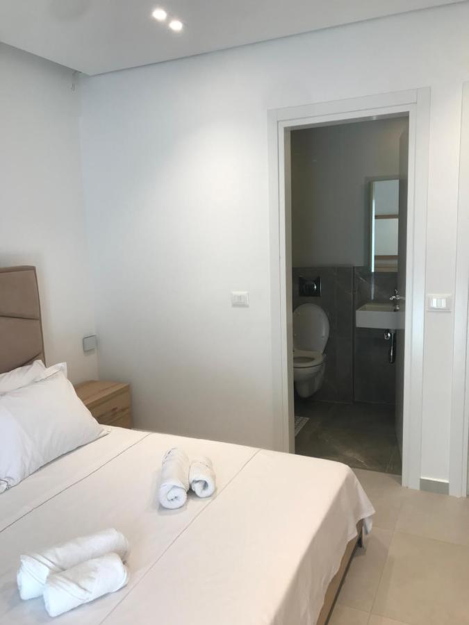 Saranda Lux Apartments エクステリア 写真