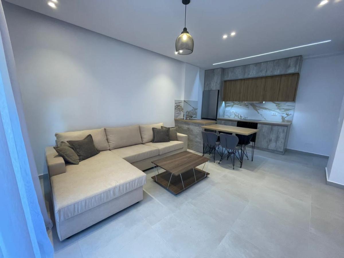 Saranda Lux Apartments エクステリア 写真