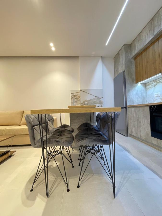 Saranda Lux Apartments エクステリア 写真