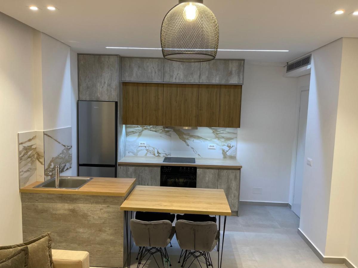 Saranda Lux Apartments エクステリア 写真
