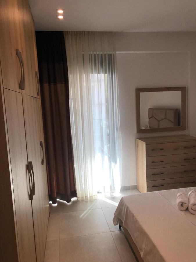 Saranda Lux Apartments エクステリア 写真