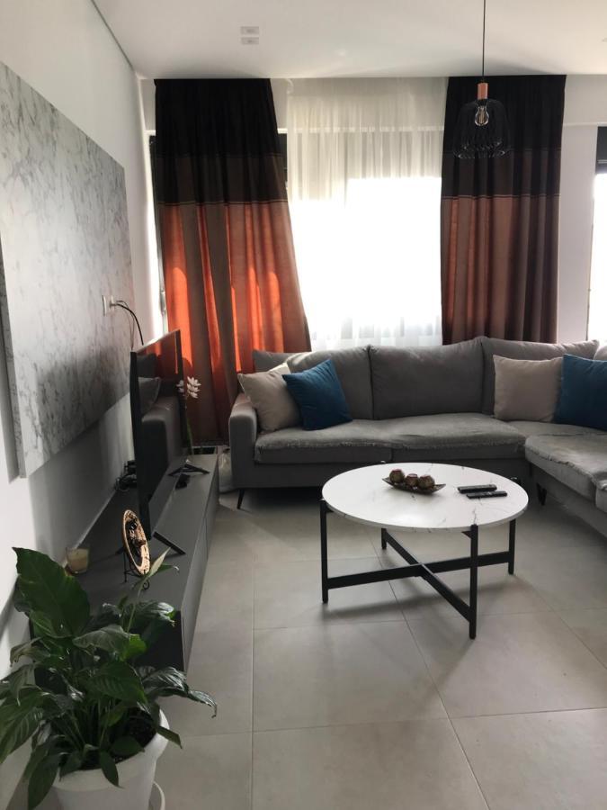 Saranda Lux Apartments エクステリア 写真