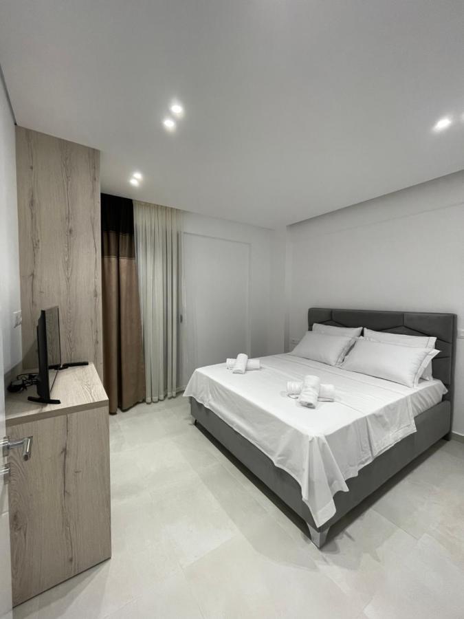Saranda Lux Apartments エクステリア 写真