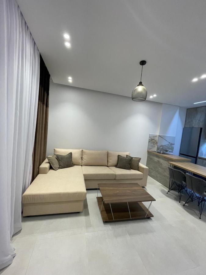 Saranda Lux Apartments エクステリア 写真
