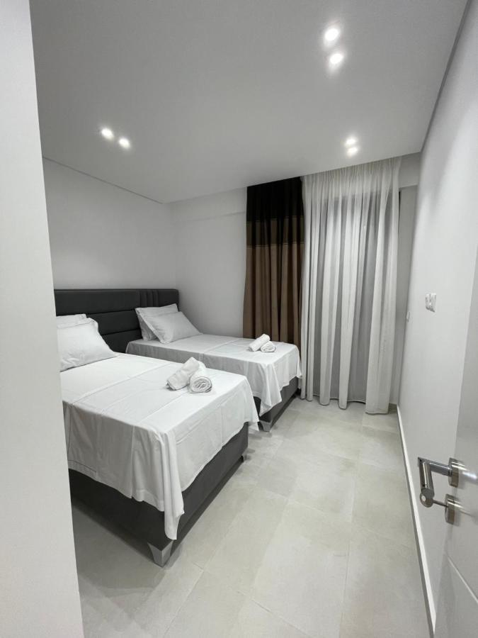 Saranda Lux Apartments エクステリア 写真