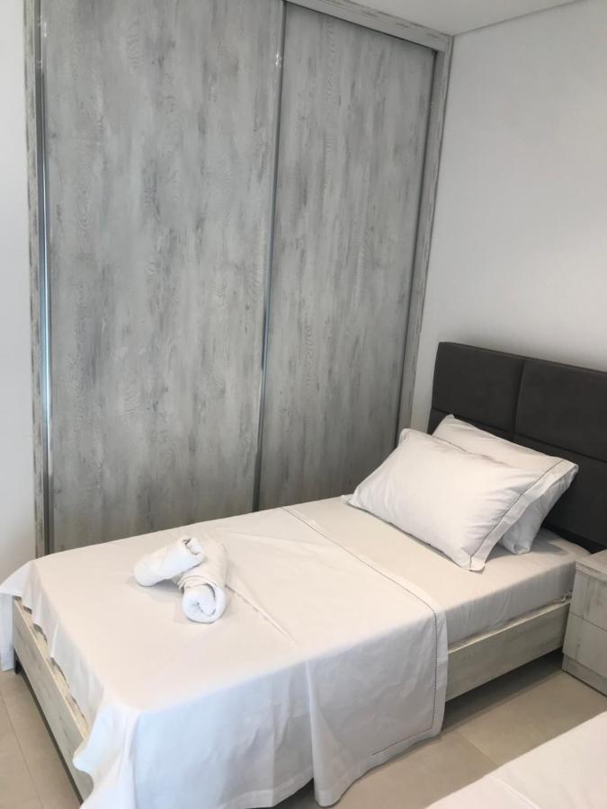 Saranda Lux Apartments エクステリア 写真