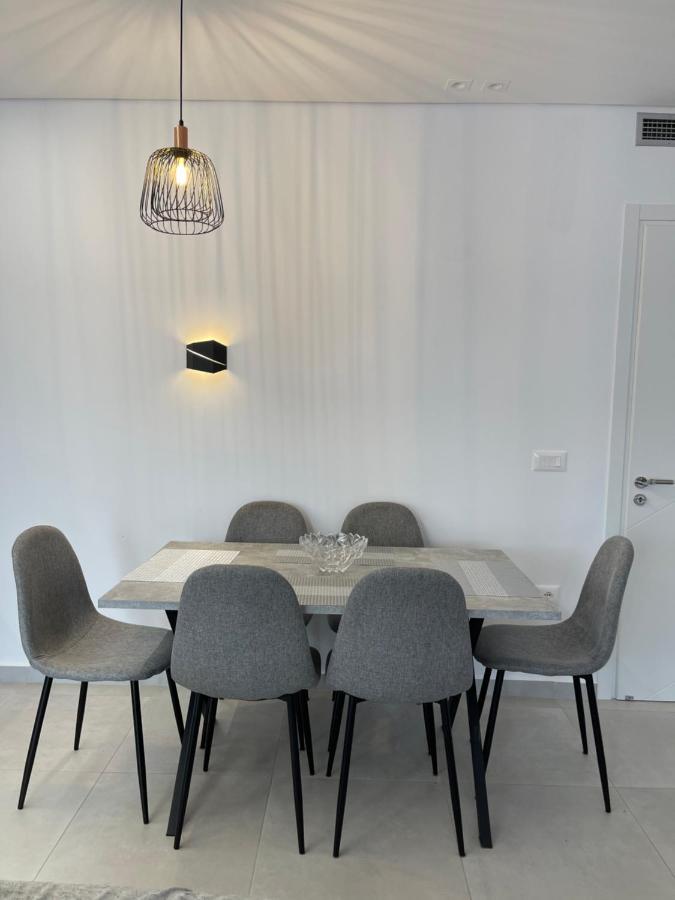 Saranda Lux Apartments エクステリア 写真